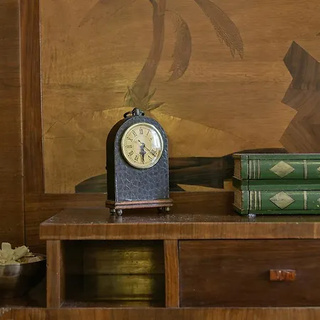 Residenze D'epoca Palazzo Coli Bizzarrini Апартаменты *