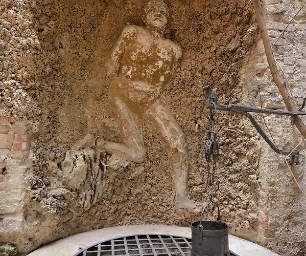 德波卡帕拉索科里比莎丽尼酒店