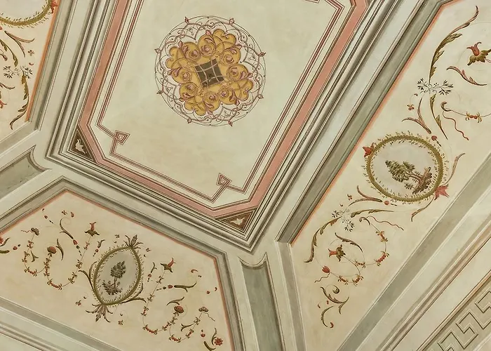 德波卡帕拉索科里比莎丽尼酒店 公寓