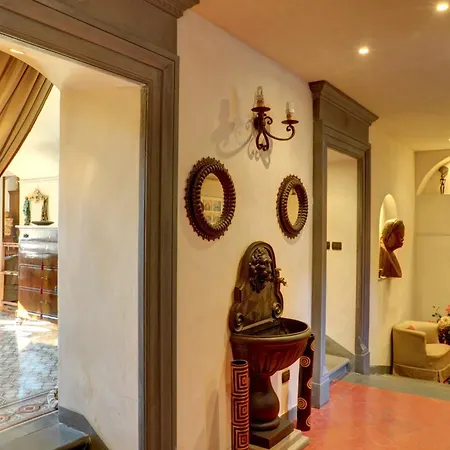 Residenze D'epoca Palazzo Coli Bizzarrini Siena