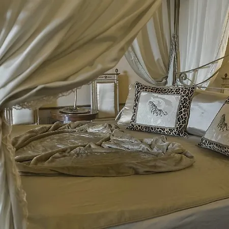 Residenze D'epoca Palazzo Coli Bizzarrini Siena
